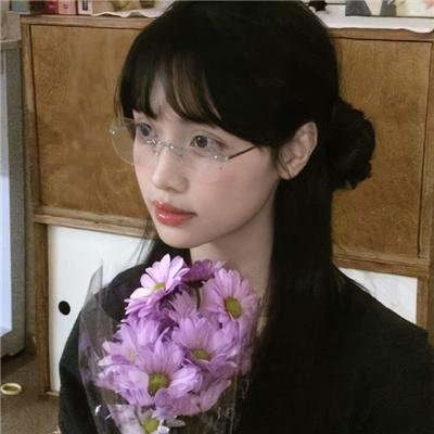 午夜下的刺花